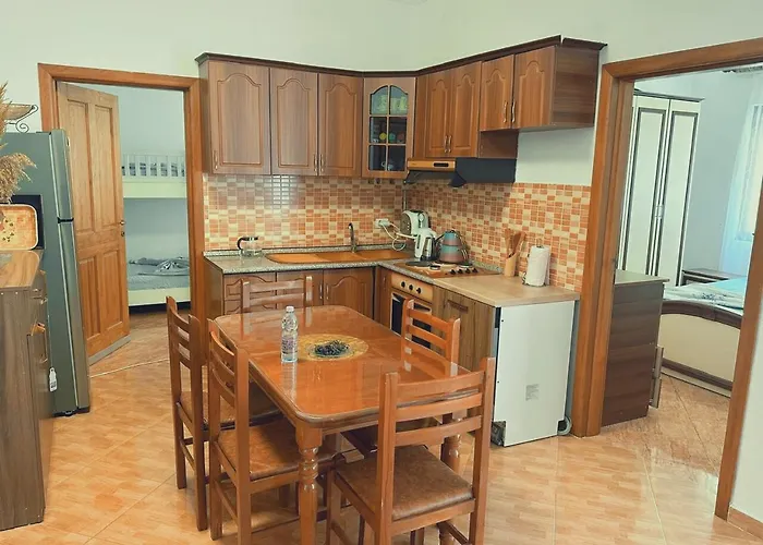 Aral Apartments