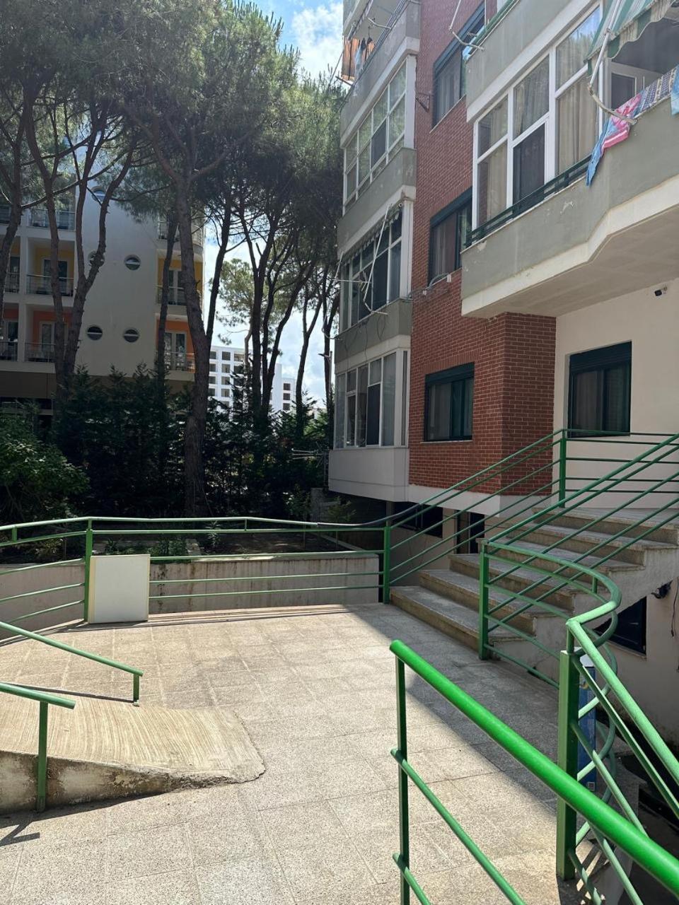 Aral Apartament Golem (Tirana)